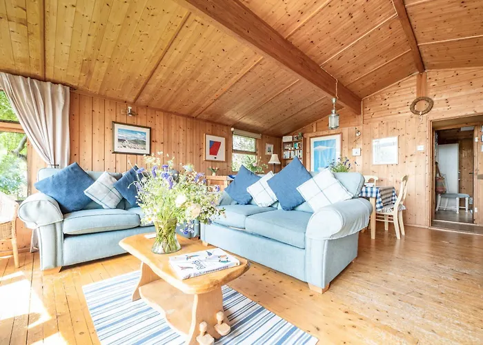 Scandinavian Style Lodge In Rock
